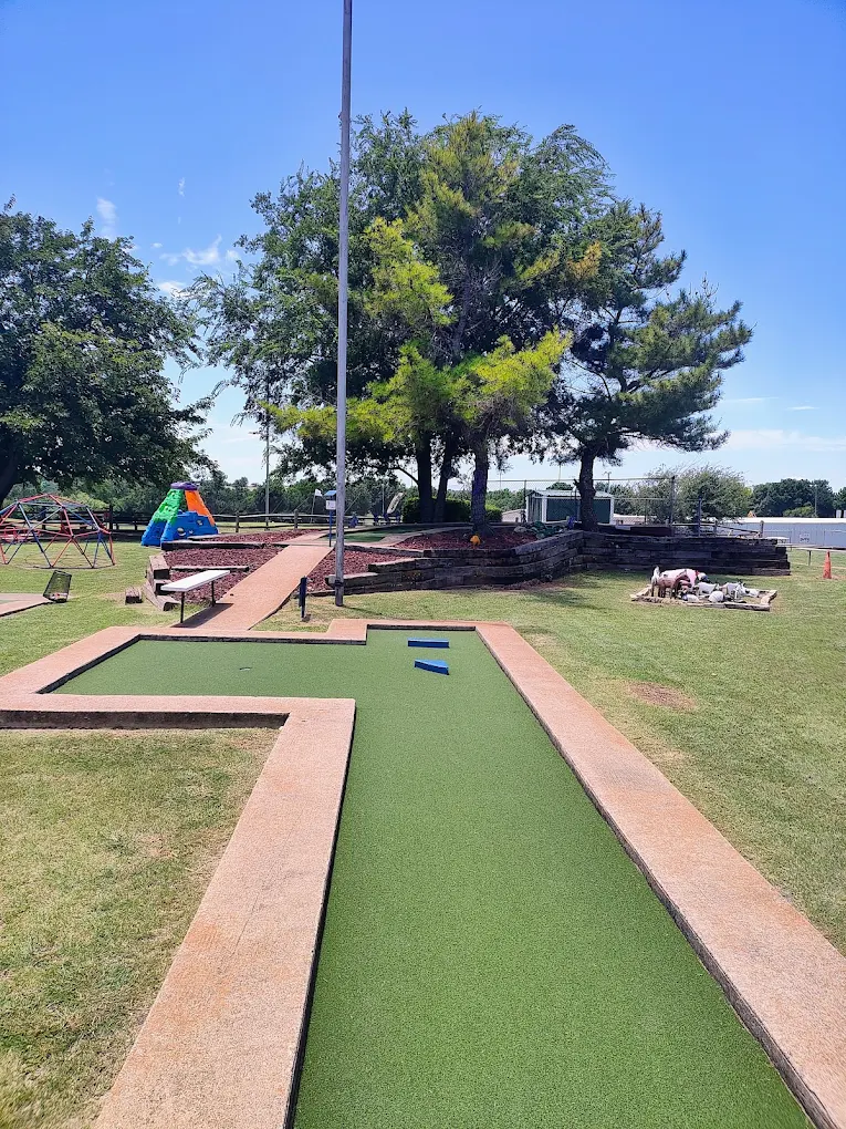 18-Hole Lighted Mini Golf
